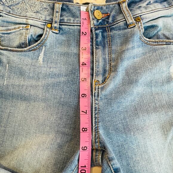 Sundance Blue Denim Straight Leg Medium Wash Embroidered Distressed Jeans W25 - Picture 10 of 11